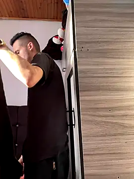 wiland hot23 online show from November 17, 9:09 pm