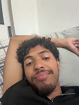 Snapshot of moreninhoosexy chatting on June 8, 7:58 pm moreninhoosexy online show from June 8, 7:58 pm