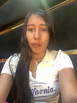 Amelia Rivas online show from June 5, 5:40 pm