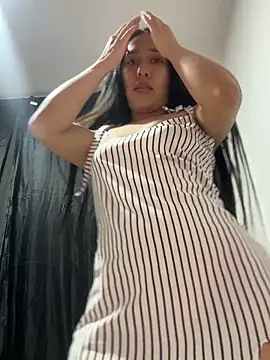 Amelia Rivas online show from June 15, 2:03 am
