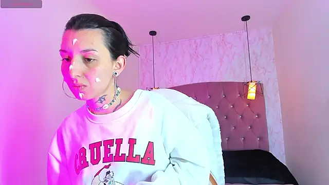 Iris  77 online show from November 20, 11:21 am