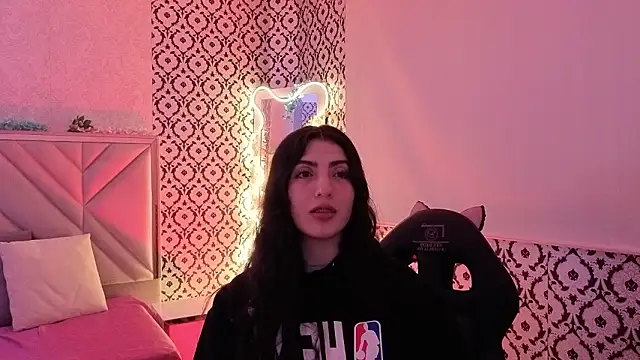 Ixchel tay online show from February 7, 3:10 am