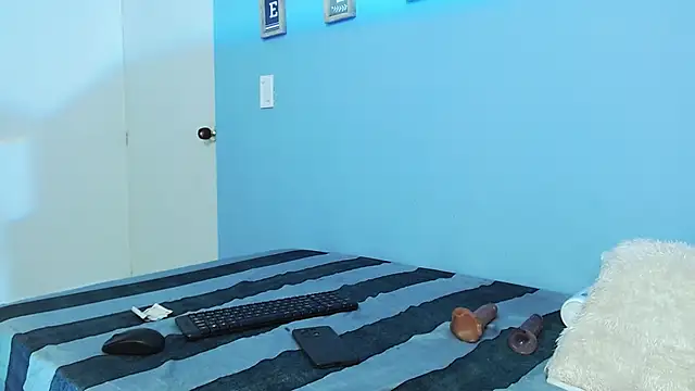 Snapshot of luna_hawks chatting on October 24, 6:21 am luna hawks online show from October 24, 6:21 am