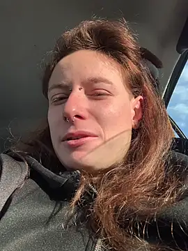 GoldenPussy1329 online show from January 15, 10:31 am