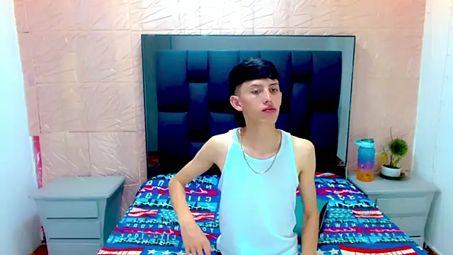 thaigo twink38 online show from October 29, 3:31 am