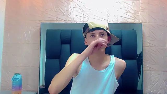 thaigo twink38 online show from November 27, 5:31 am