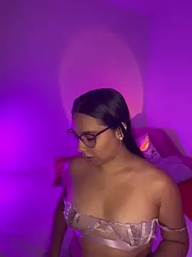 Snapshot of Sofi_Booty07 chatting on October 26, 10:58 pm Sofi Booty07 online show from October 26, 10:58 pm