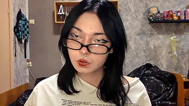 Beeping Creature online show from November 7, 3:23 pm