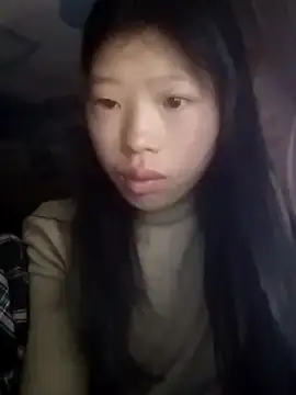 Snapshot of Khanhu_xx chatting on December 2, 6:47 pm Khanhu xx online show from December 2, 6:47 pm