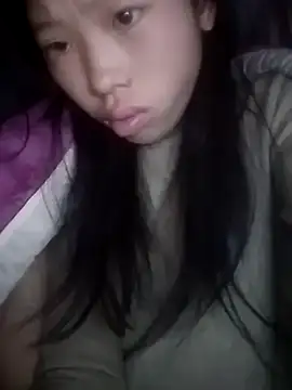 Snapshot of Khanhu_xx chatting on December 3, 10:08 pm Khanhu xx online show from December 3, 10:08 pm