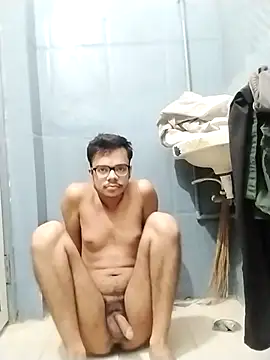 sexybobby13 online show from October 28, 9:02 am