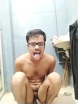 sexybobby13 online show from November 10, 8:46 am