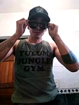 Snapshot of Tucloroformosexxx chatting on March 20, 12:48 am Tucloroformosexxx online show from March 20, 12:48 am