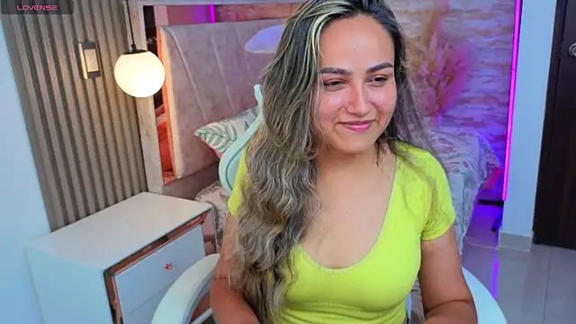 lila cute1 online show from November 6, 7:59 pm