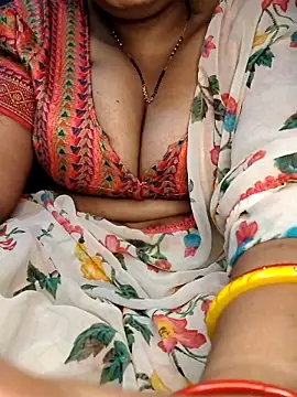 Hot  bhabhi 99 online show from April 27, 3:48 am