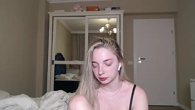 Snapshot of jessicahbelle chatting on October 27, 11:09 pm jessicahbelle online show from October 27, 11:09 pm