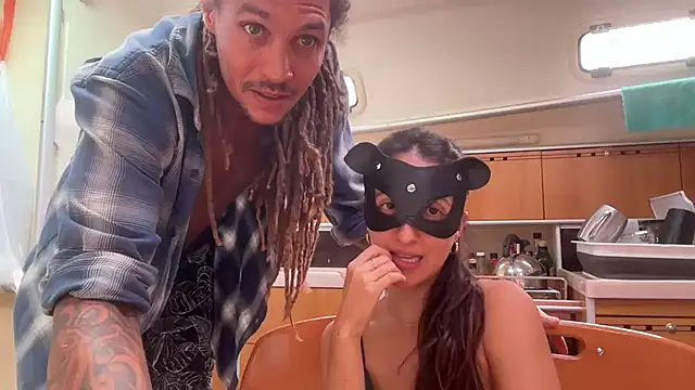 Snapshot of Monk_and_Mia chatting on October 11, 10:47 am Monk and Mia online show from October 11, 10:47 am