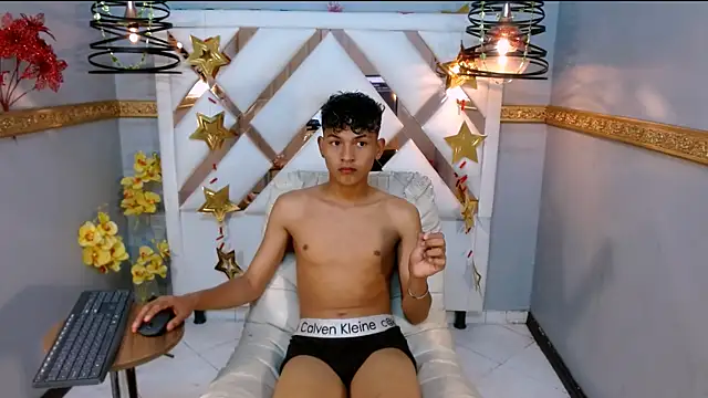 Snapshot of Sammy_Millers chatting on October 14, 10:32 pm Sammy Millers online show from October 14, 10:32 pm