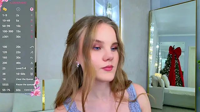 Snapshot of Lili_Lohan chatting on November 28, 5:04 pm Lili Lohan online show from November 28, 5:04 pm