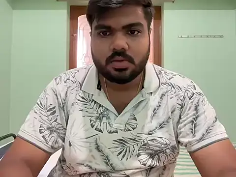 Snapshot of Romeo_Sam2 chatting on October 14, 5:08 am Romeo Sam2 online show from October 14, 5:08 am