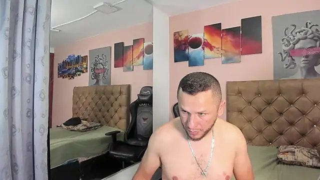 Snapshot of scarlett_vex chatting on October 28, 12:36 am scarlett vex online show from October 28, 12:36 am