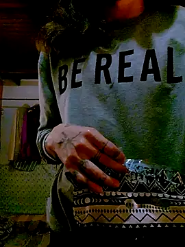 Snapshot of monroedelrey chatting on December 15, 5:06 pm monroedelrey online show from December 15, 5:06 pm