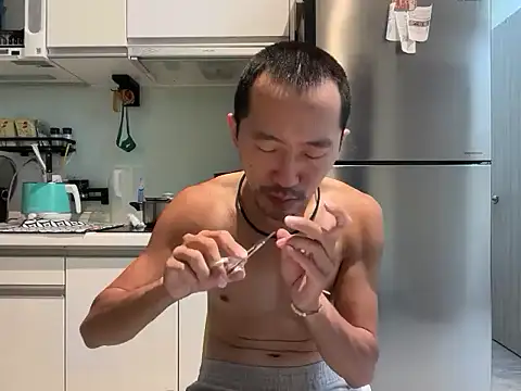 mrcaiziv online show from October 21, 11:55 am