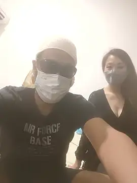 aska1986 online show from October 26, 1:06 pm