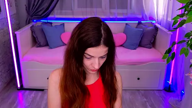 Snapshot of NikkaBush chatting on November 10, 5:39 am NikkaBush online show from November 10, 5:39 am