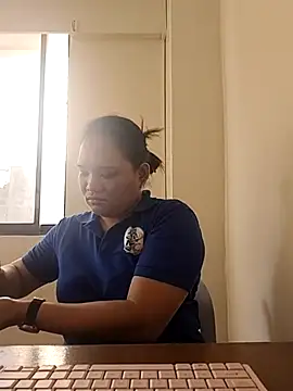 NestleGirl22 online show from April 6, 6:03 am