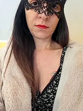 Snapshot of SonoSoloTua chatting on November 25, 9:42 am SonoSoloTua online show from November 25, 9:42 am