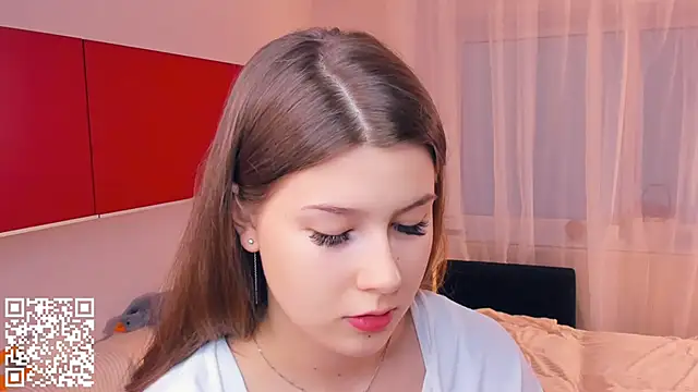 Snapshot of MondoNeko chatting on November 8, 7:08 am MondoNeko online show from November 8, 7:08 am