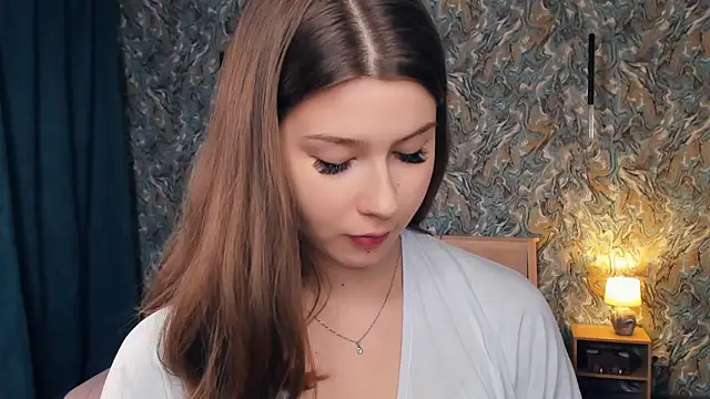 Snapshot of MondoNeko chatting on November 22, 7:18 am MondoNeko online show from November 22, 7:18 am