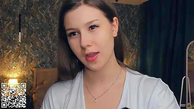 Snapshot of MondoNeko chatting on November 27, 7:10 am MondoNeko online show from November 27, 7:10 am