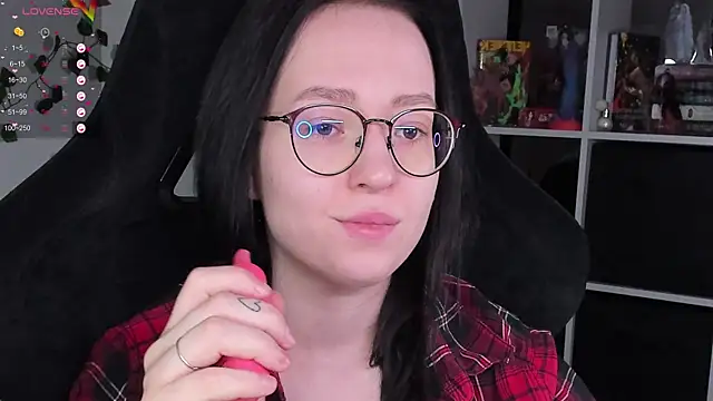 power robynn online show from October 22, 7:41 am