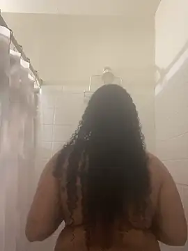 nicolette356 online show from December 19, 7:21 pm