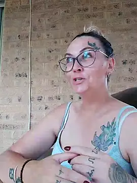 Sinful Kait XX online show from December 17, 2:50 am