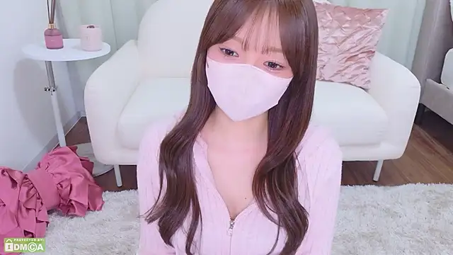 Snapshot of Seira__nn chatting on May 16, 1:21 pm Seira nn online show from May 16, 1:21 pm