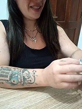 Amarteverdaderamente online show from January 7, 2:58 am