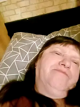 Apeesynka55211 online show from March 4, 3:45 am