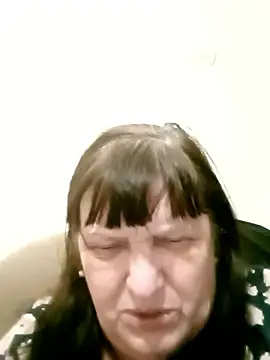 Apeesynka55211 online show from March 6, 7:21 pm