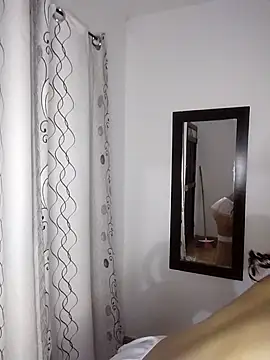 Snapshot of Valery_Margie chatting on November 5, 6:13 am Valery Margie online show from November 5, 6:13 am