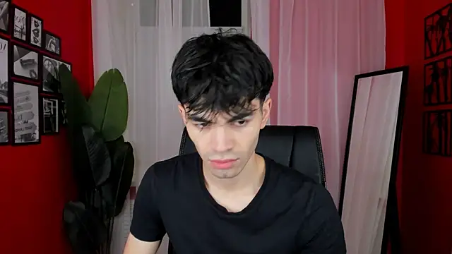 JaremyHarris online show from November 15, 9:32 pm