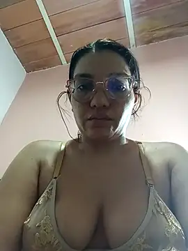 Snapshot of Naughty_anyeli chatting on October 24, 10:55 am Naughty anyeli online show from October 24, 10:55 am