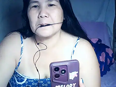 Snapshot of milagrose_rose chatting on June 30, 1:01 pm milagrose rose online show from June 30, 1:01 pm