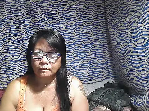 Snapshot of joy_cute chatting on October 19, 11:27 pm joy cute online show from October 19, 11:27 pm