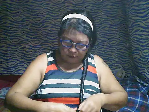 Snapshot of joy_cute chatting on November 1, 7:32 am joy cute online show from November 1, 7:32 am