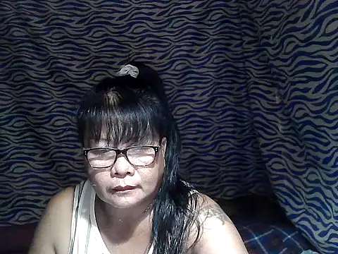 Snapshot of joy_cute chatting on November 28, 11:40 pm joy cute online show from November 28, 11:40 pm