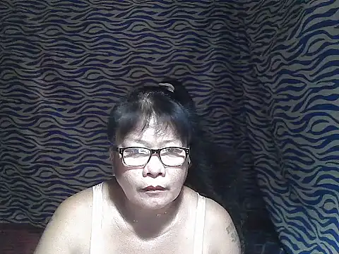 Snapshot of joy_cute chatting on December 14, 3:56 am joy cute online show from December 14, 3:56 am