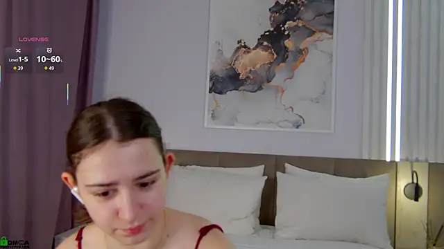 Snapshot of AnnaNoir chatting on December 3, 1:35 am AnnaNoir online show from December 3, 1:35 am